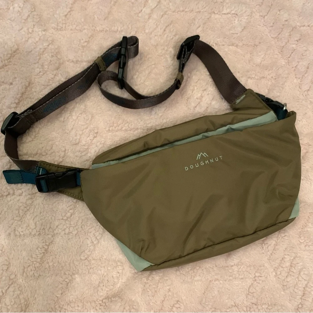 Dagger FP Movement x Doughnut Series Bum Bag, Khaki & Gray - Brand New w/o Tags! - Picture 1 of 10